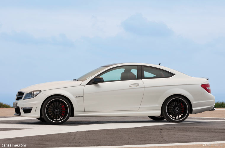 Mercedes Classe C 63 AMG Coupé 2011