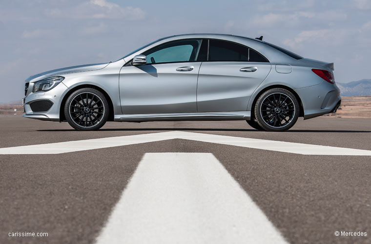 Mercedes CLA Voiture Compacte 2013