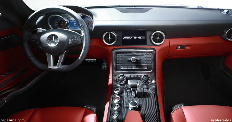 Mercedes SLS AMG Voiture de Sport 2010 / 2014