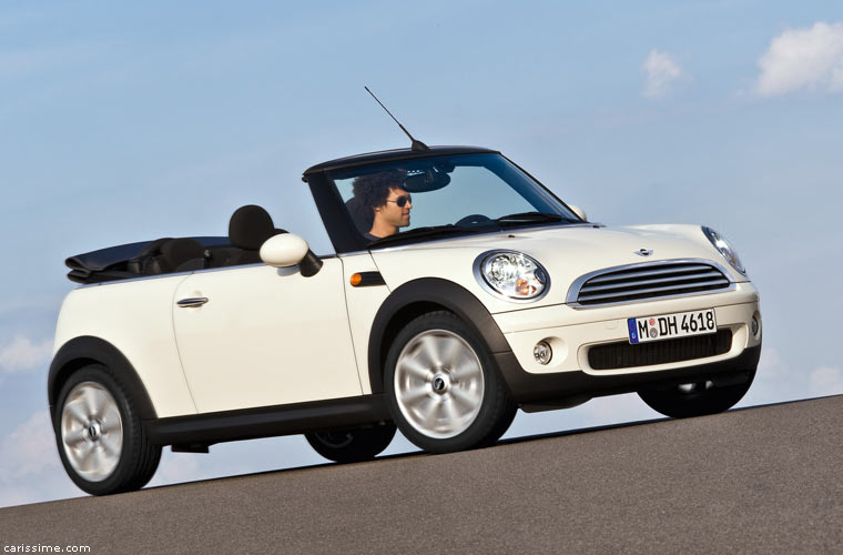 MINI 2 Cooper Cabriolet 2009