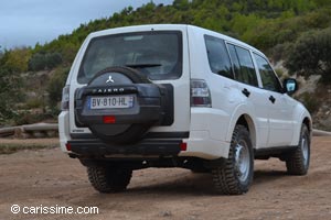 Mitsubishi Pajero châssis long Essai Carissime Espagne