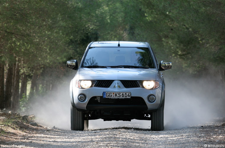 Mitsubishi L200 4 2007 4x4 Pick-up