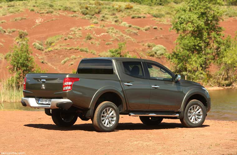 Mitsubishi L200 5 4x4 Pick-up 2015