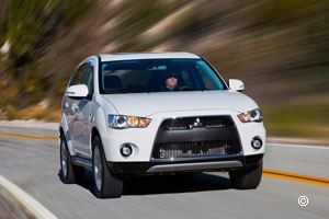 Mitsubishi Outlander 2 Restylage 2009 / 2012