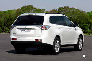 Mitsubishi Outlander 3 2012 4x4 Familial Mitsubishi Outlander 3 2012 4x4 Familial