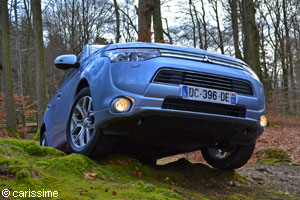 Essai Mitsubishi Outlander PHEV Electrique 4x4 2014