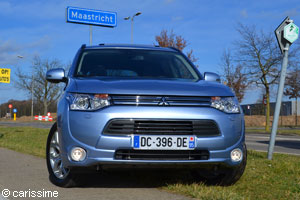 Essai Mitsubishi Outlander PHEV Electrique 4x4 2014