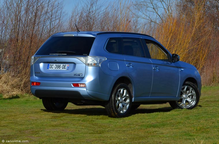 Essai Mitsubishi Outlander PHEV Electrique 4x4 2014