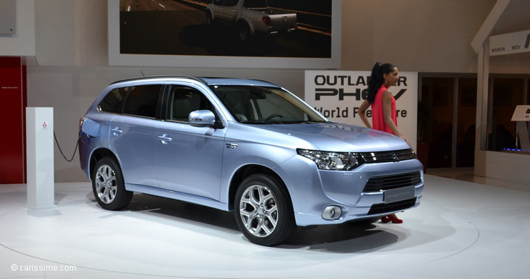 Mitsubishi Outlander 3 PHEV au Salon Automobile de Paris 2012