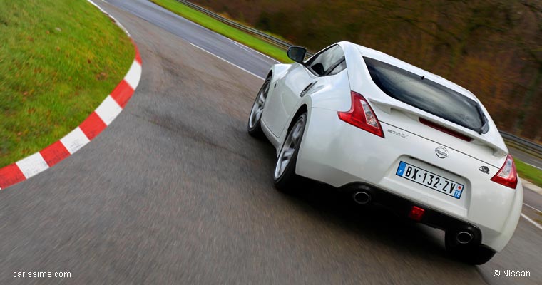 Nissan 370Z Signatech 2011