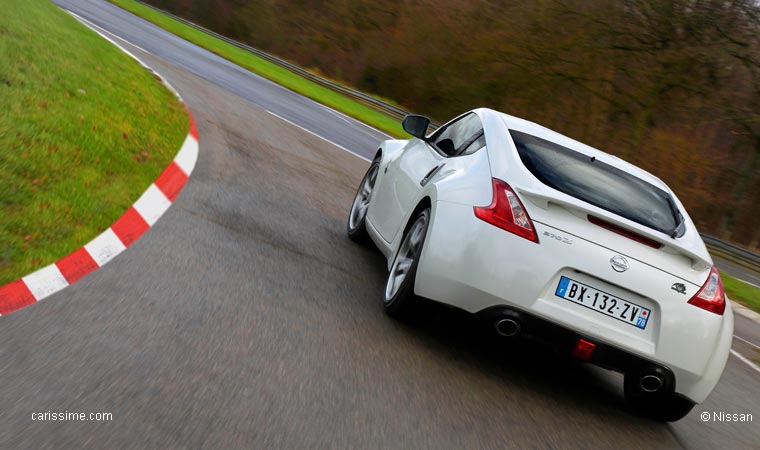 Nissan 370Z Signatech 2011