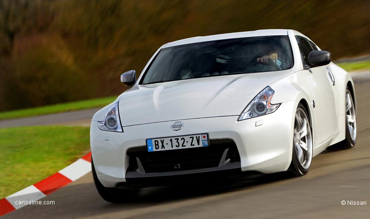 Nissan 370Z Signatech 2011