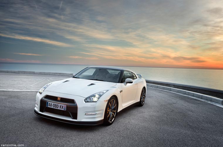 Nissan GT-R 2011