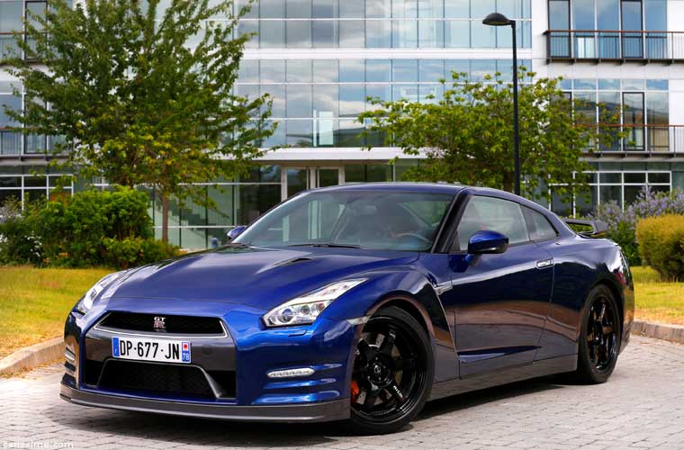 Nissan GT-R 2015