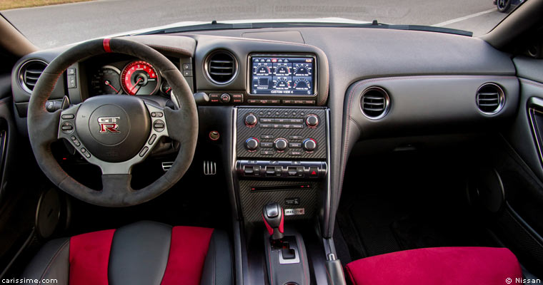 Nissan GT-R Nismo 2014