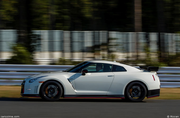 Nissan GT-R Nismo 2014