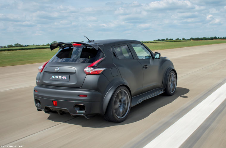 Nissan Juke R 2.0 2015