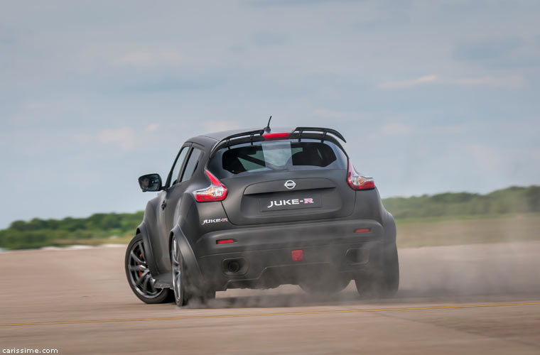 Nissan Juke R 2.0 2015