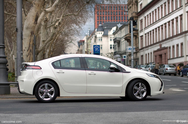 Opel Ampera électrique 2011