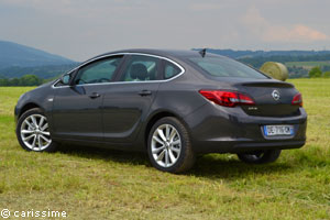 Essai Opel Astra Berline 136 ch 2014