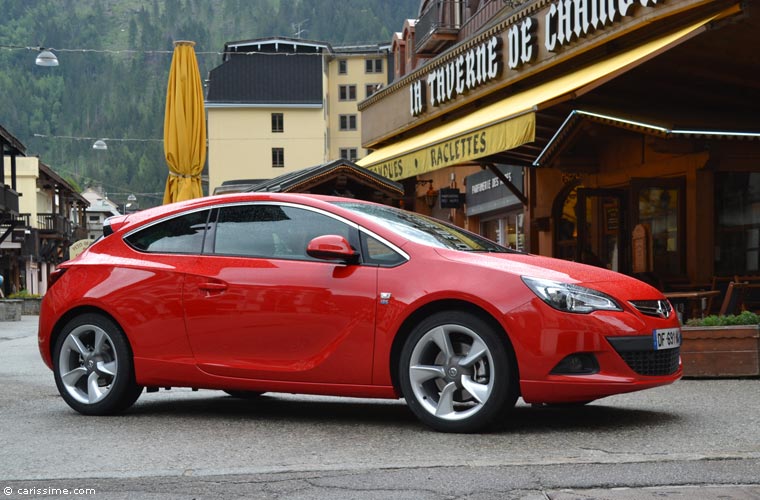 Essai Opel Astra GTC 200 ch 2014