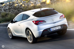 Opel Astra 4 GTC Coupé 2011 / 2015 Opel Astra 4 GTC Coupé 2011 / 2015