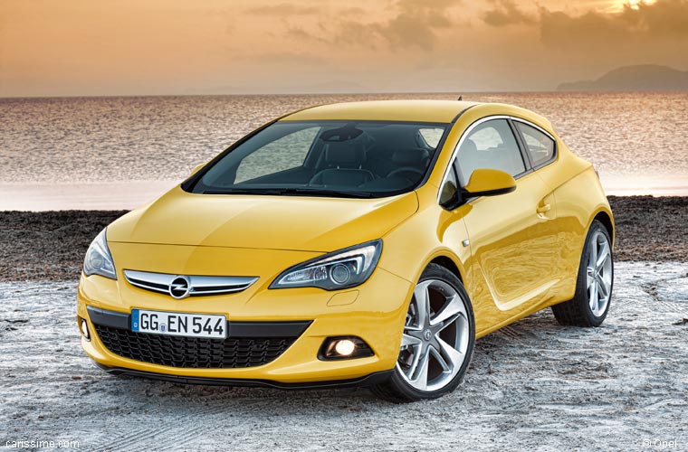 Opel Astra 4 GTC Coupé 2011 / 2015