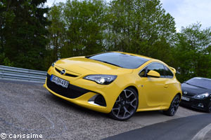 Essai Opel Astra OPC 2012 280 ch Nrburgring