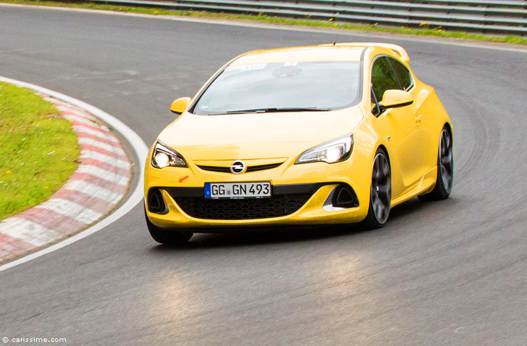 Essai Opel Astra OPC 2012 280 ch Nrburgring