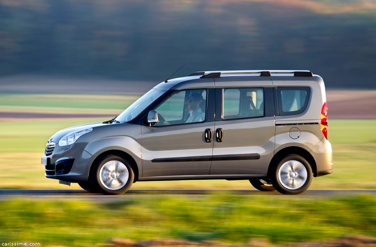 Opel Combo Tour 2 Ludospace 2012