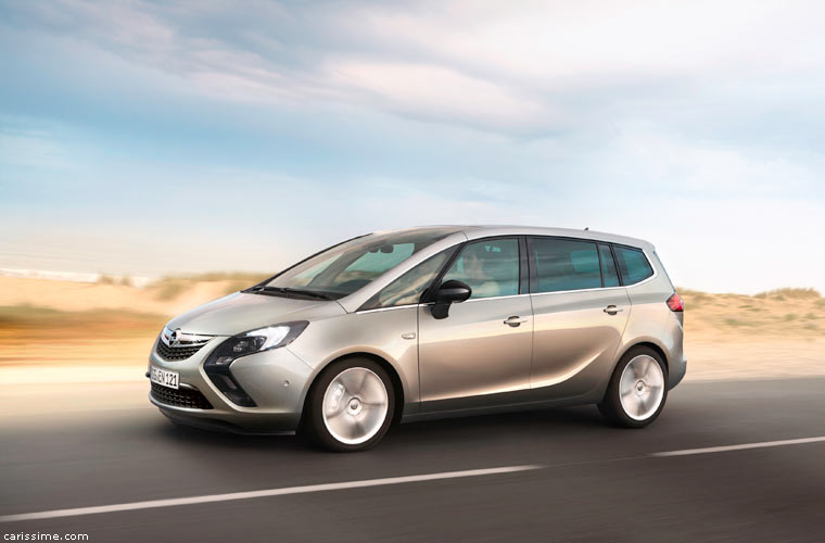 Opel Zafira 3 2011