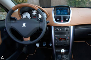 Peugeot 207 CC Cabriolet 2007 / 2009 Peugeot 207 CC Cabriolet 2007 / 2009