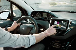 Peugeot 208 Citadine Polyvalente 2012 Peugeot 208 Citadine Polyvalente 2012