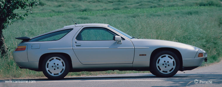 Porsche 928 S4 année 1987