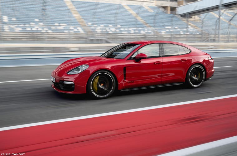 Porsche Panamera GTS 2018