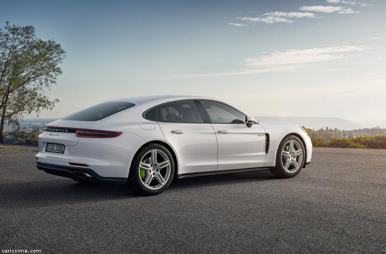 Porsche Panamera 4 E-Hybrid 2016