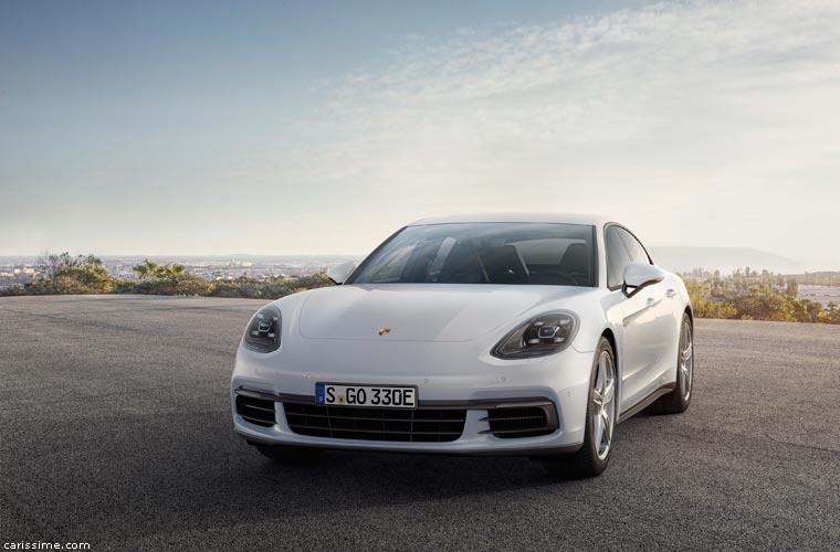 Porsche Panamera 4 E-Hybrid 2016