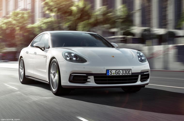 Porsche Panamera 4 E-Hybrid 2016