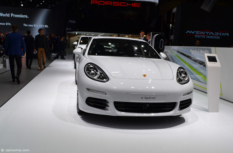 Porsche Salon Automobile Genève 2015