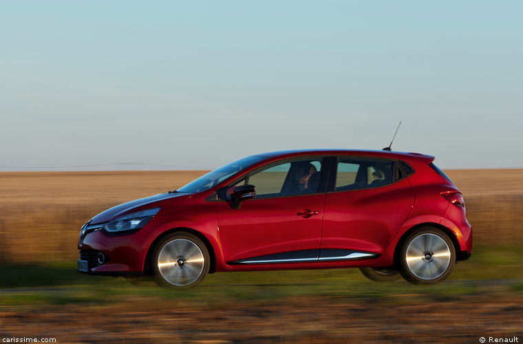 Renault Clio 4 Voiture Polyvalente 2012