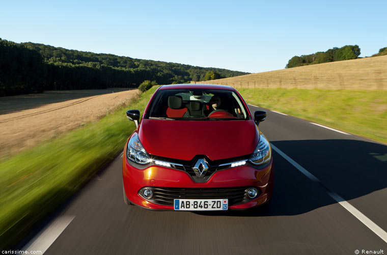 Renault Clio 4 Voiture Polyvalente 2012