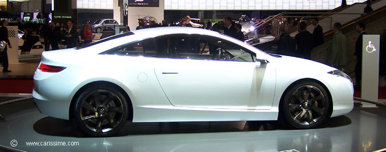 Renault Laguna Coupé Concept Première présentation Salon de Francfort 2007