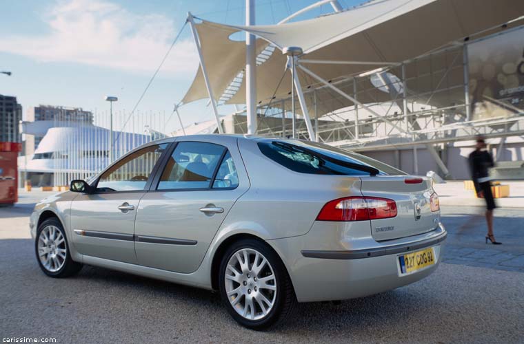 Renault Laguna 2 2001 voiture Familiale