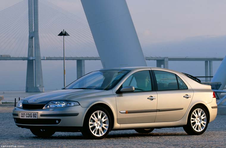 Renault Laguna 2 2001 voiture Familiale