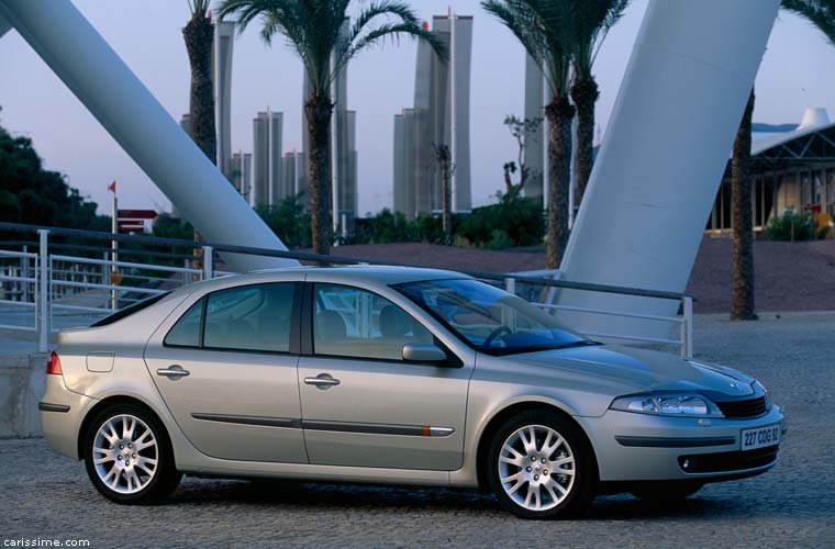 Renault Laguna 2 2001 voiture Familiale