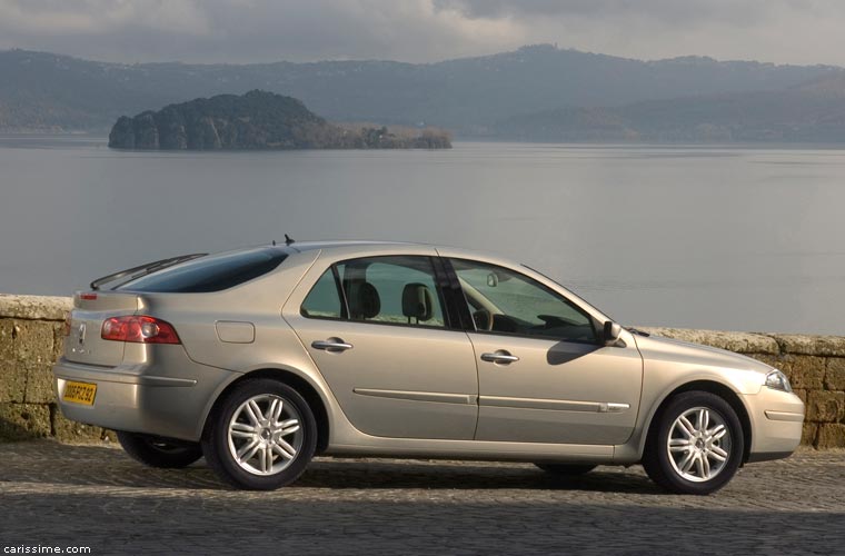 Renault Laguna 2 2005 voiture Familiale