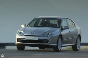 Renault Laguna 3 2007 voiture Familiale Renault Laguna 3 2007 voiture Familiale