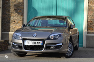 RENAULT LAGUNA III RESTYLAGE 2010 Essai Carissime