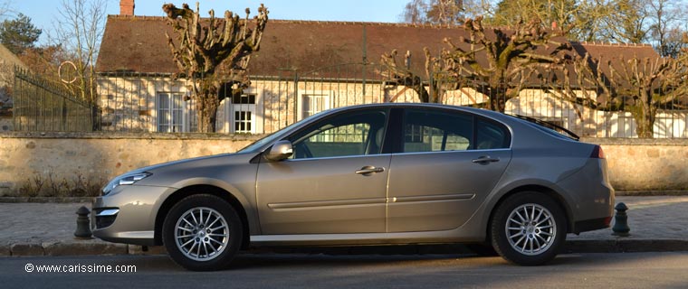 RENAULT LAGUNA III RESTYLAGE 2010  Essai Carissime