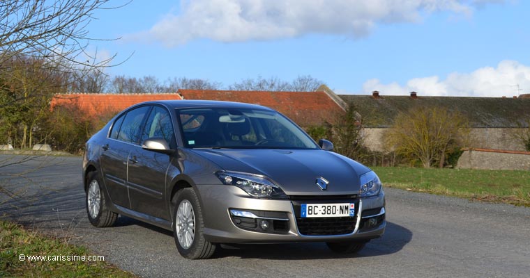 RENAULT LAGUNA III RESTYLAGE 2010  Essai Carissime